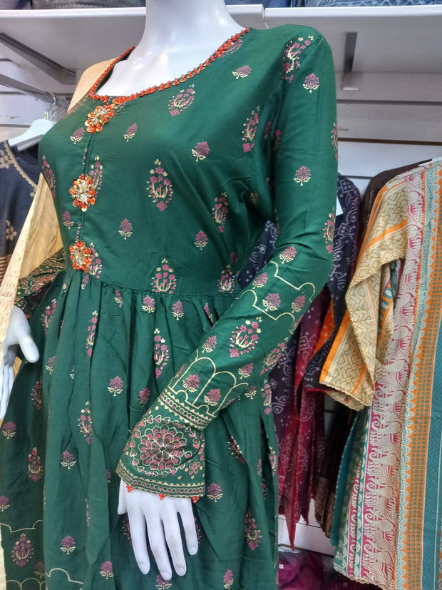 Green Linen 3PC Anarkali Shalwar Kameez Dress SS3521
