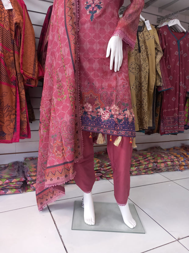 Pink Winter Linen 3PC Shalwar Kameez Dress SS3525