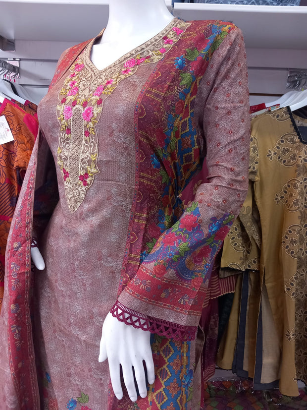 Gold Winter Linen 3PC Shalwar Kameez Dress SS3526