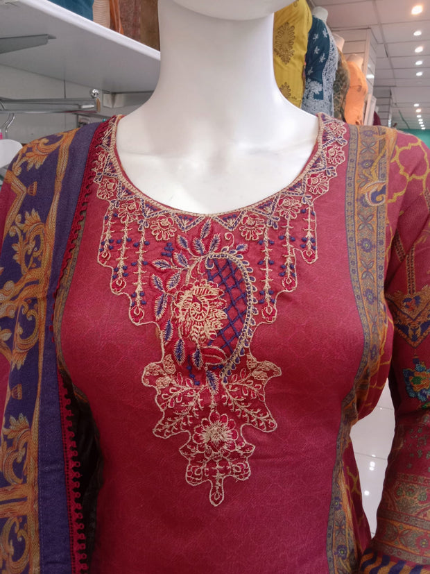 Red Dhanak 3PC Shalwar Kameez Dress SS3923