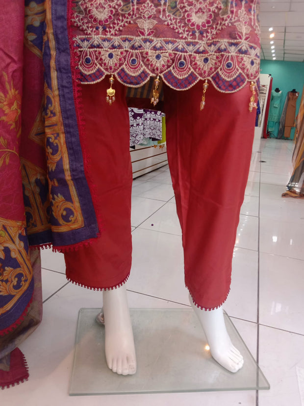 Red Dhanak 3PC Shalwar Kameez Dress SS3923