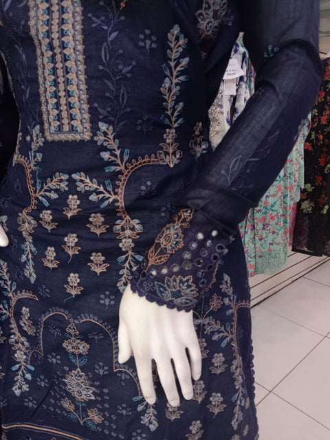 Summer Lawn 3PC Shalwar Kameez Dress SS4013